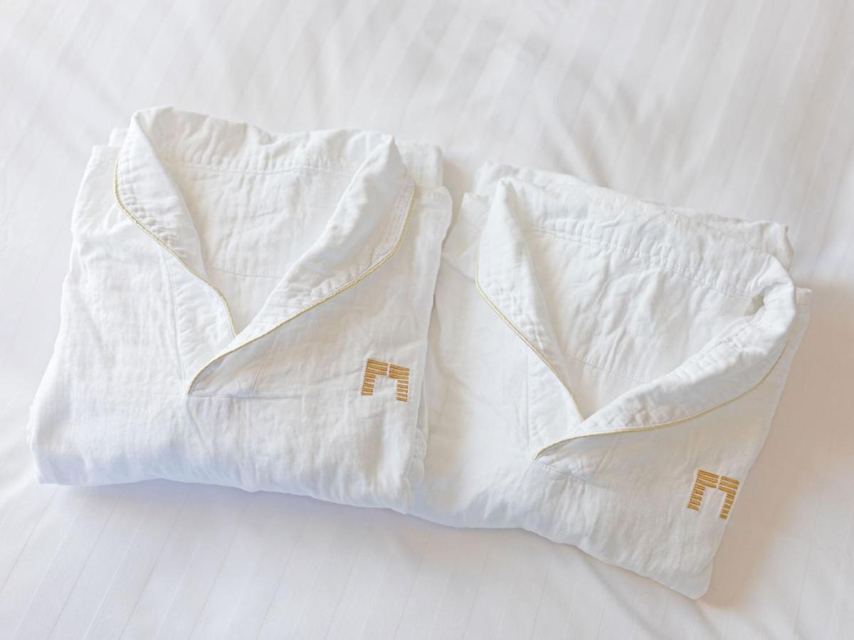 The Gate Hotel Tokyo By Hulic Luaran gambar A folded linen shirt
